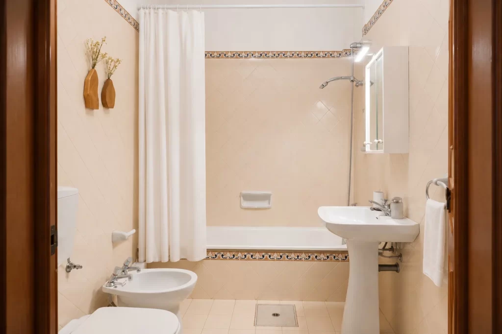 casa-dos-arcos-vilamoura-casa-de-banho-grande