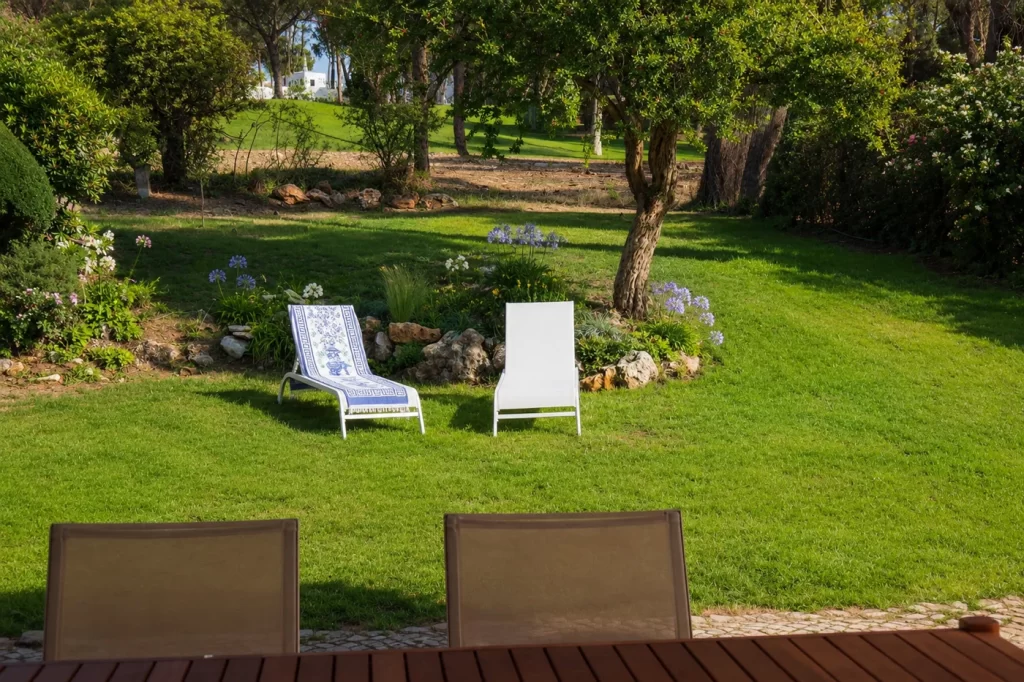 casa-dos-arcos-vilamoura-jardim-alpendre